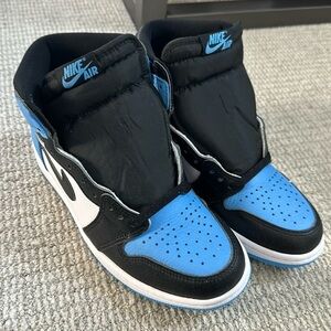 Nike Air Jordan Retro High OG UNC Toe